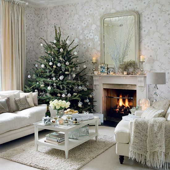 beautiful-christmas-tree-decorations-unlimited-marathi